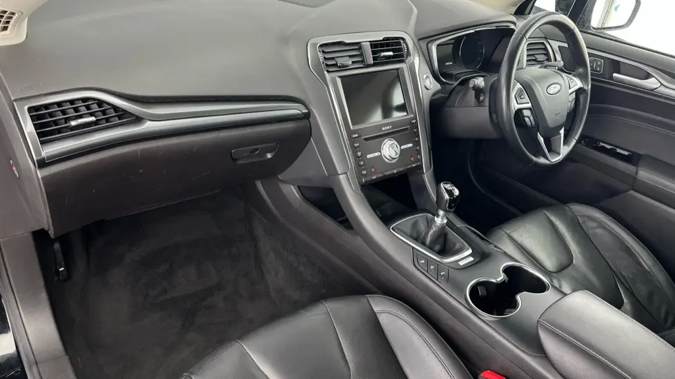 2019 FORD Mondeo